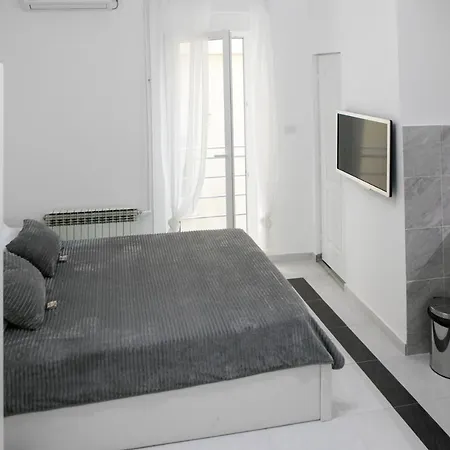 Natalie's * Belgrado